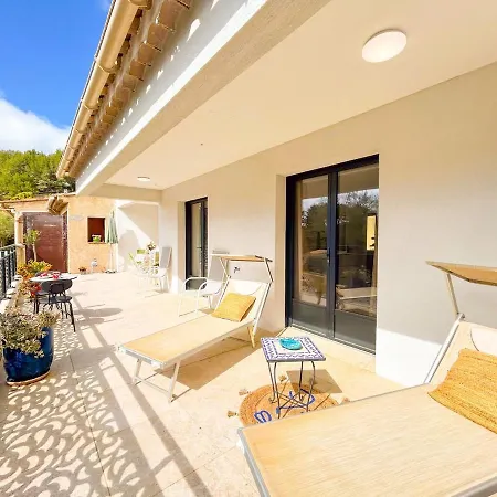 Joli T2 Avec Terrasse A * Bandol