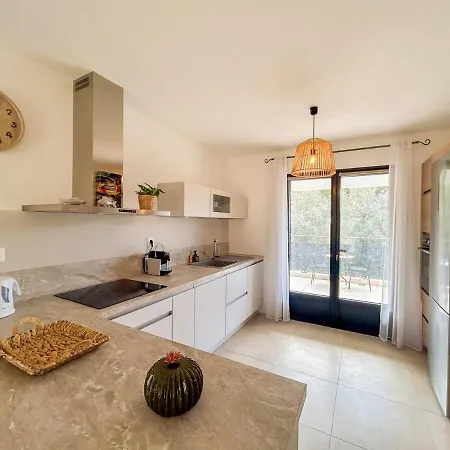 Appartement Joli T2 Avec Terrasse à