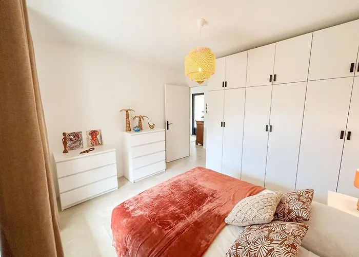 Joli T2 Avec Terrasse A Lägenhet