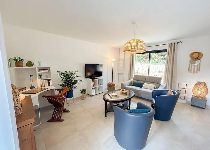 Lägenhet Joli T2 Avec Terrasse A
