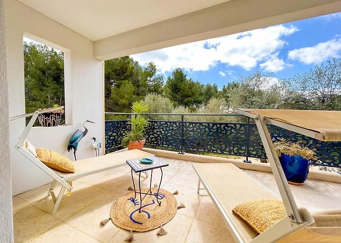 Daire Joli T2 Avec Terrasse A